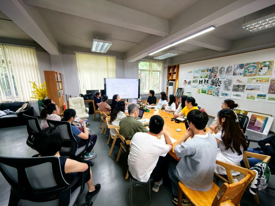 图1 会议现场.jpg